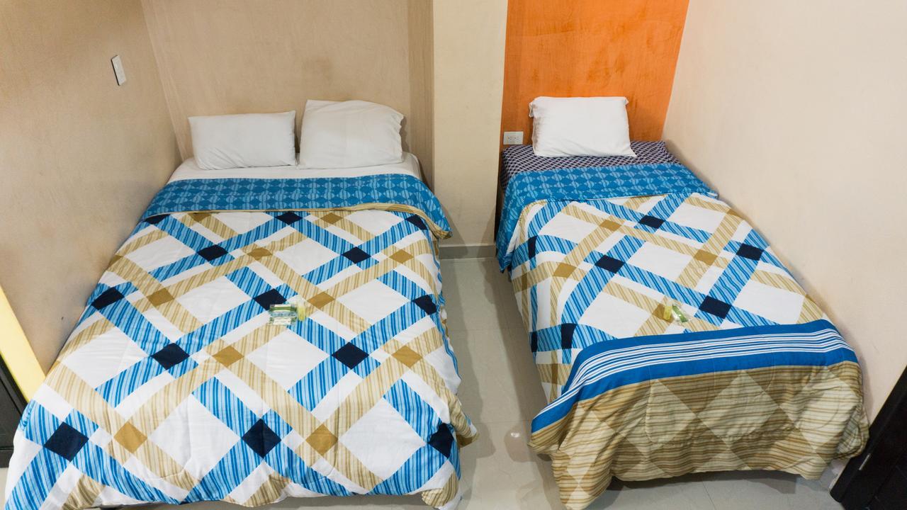 Hotel Suites La Roca كانكون المظهر الخارجي الصورة
